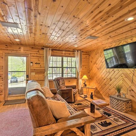 Cozy Hiawassee Cabin With Fire Pit And Mtn Views! Exteriör bild