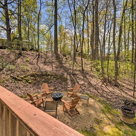 Cozy Hiawassee Cabin With Fire Pit And Mtn Views! Exteriör bild