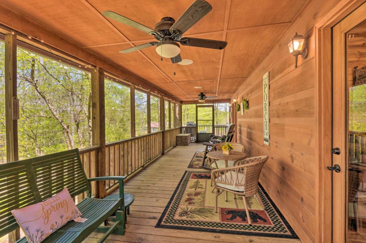 Cozy Hiawassee Cabin With Fire Pit And Mtn Views! Exteriör bild