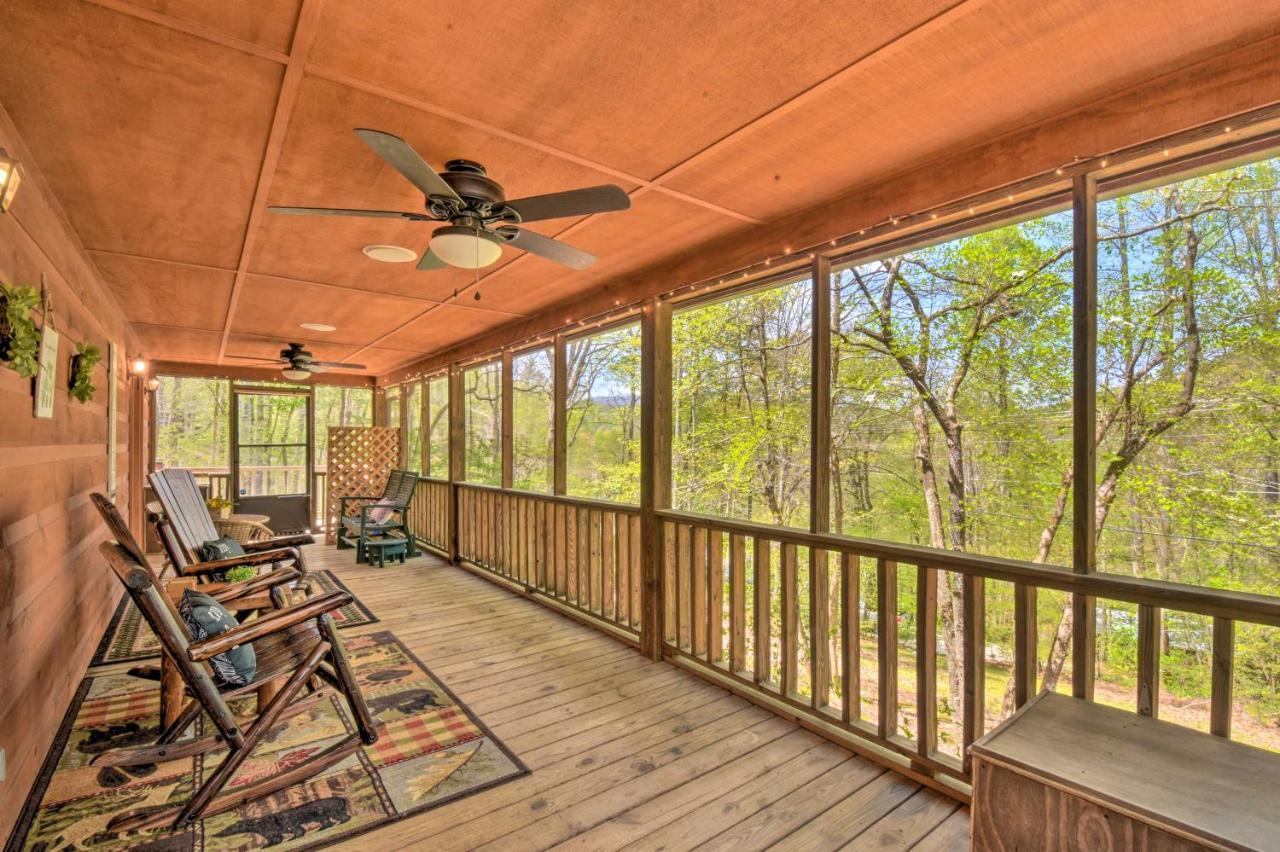 Cozy Hiawassee Cabin With Fire Pit And Mtn Views! Exteriör bild